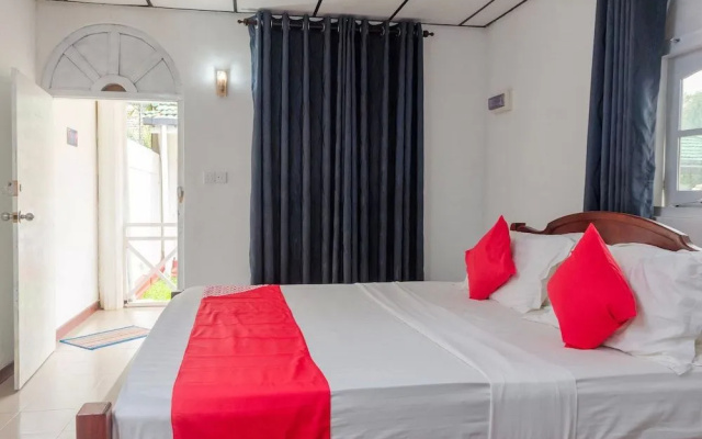 OYO 385 Sanri Villa Negombo