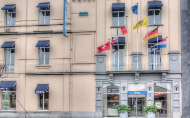 Hotel Antigone вид на фасад
