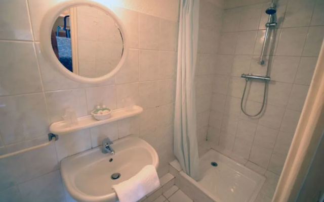 Le Relais Des Lavandins