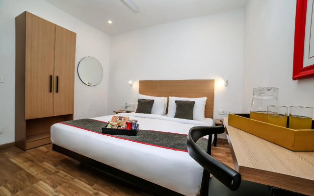 OYO Townhouse 080 Meera Bagh