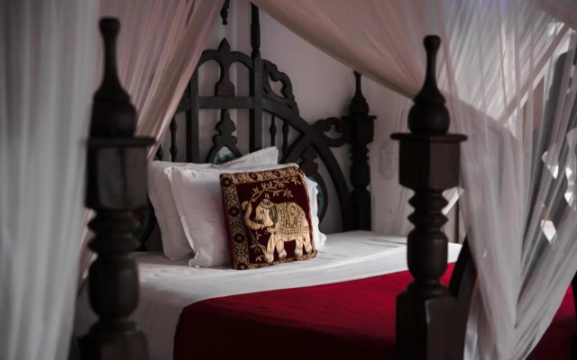 Tembo House Hotel