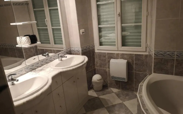Hôtel Castel dOlmes