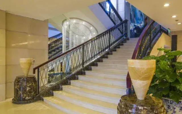 Guanhailou Hotel Zhenjiang