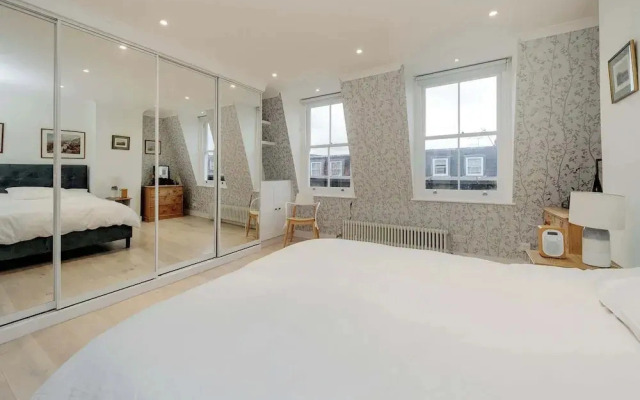 3 bed Home in Battersea With Garden