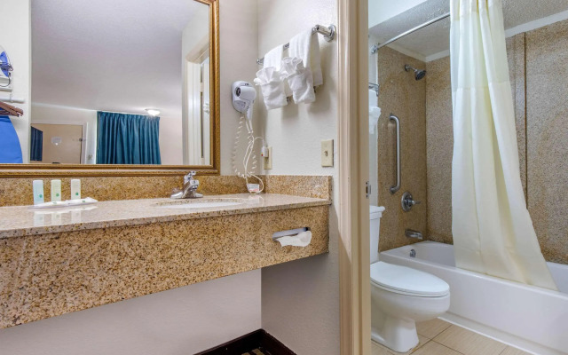 Quality Inn Columbia Airport