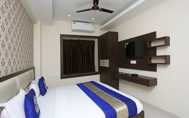OYO 9344 Hotel Gangotri