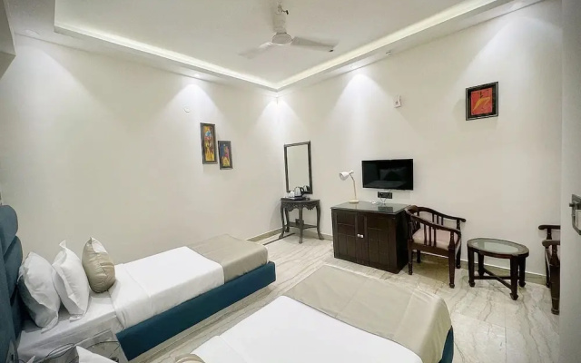 The Orion Express - Kailash Colony