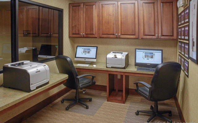 Hampton Inn & Suites Youngstown-Canfield