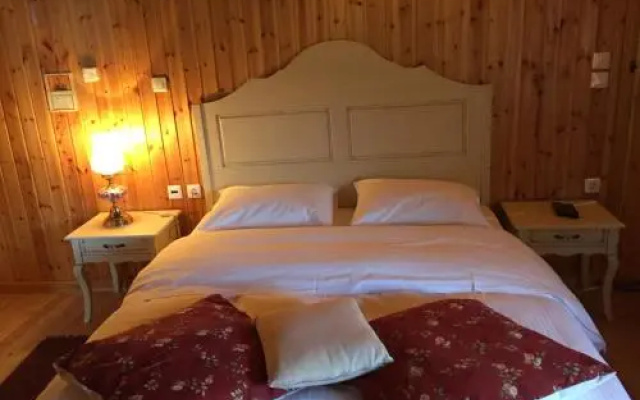 Aithra Boutique Hotel