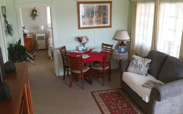 Andavine House Bed & Breakfast