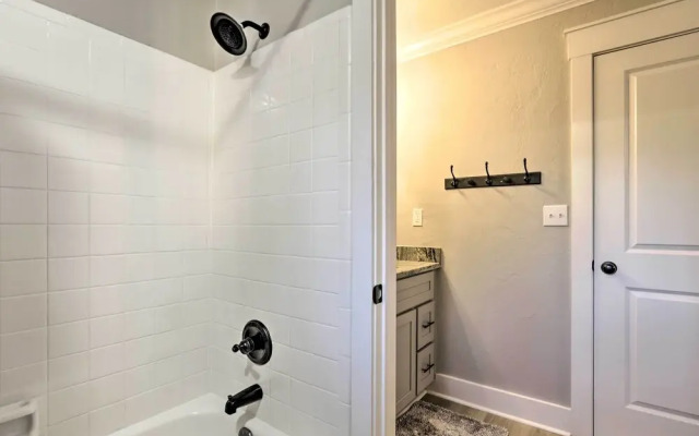 Pet-friendly Tallahassee Retreat, Near Parks!