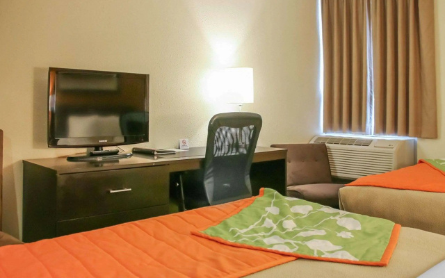 Clarion Pointe