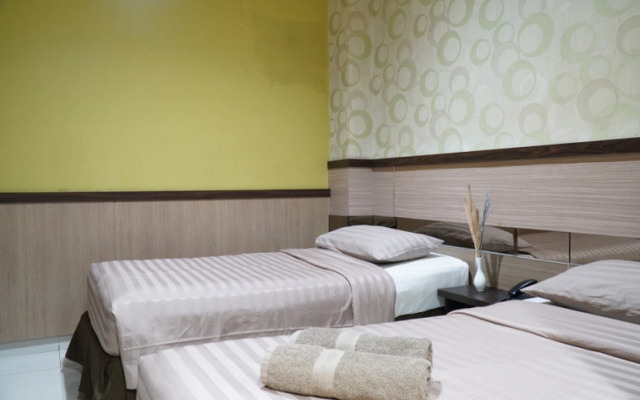 Paris Day Hotel