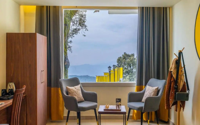 The Hosteller Dalhousie, Mall Road