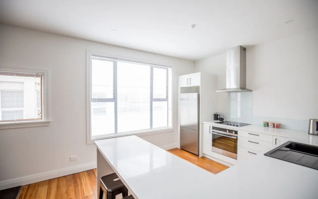 Provincial Apartment 2