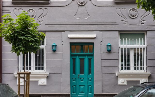 Отель 5 Vintage Guest House вид на фасад