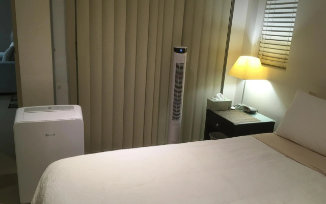 Merivale stay in South Brisbane two beds two baths one parking