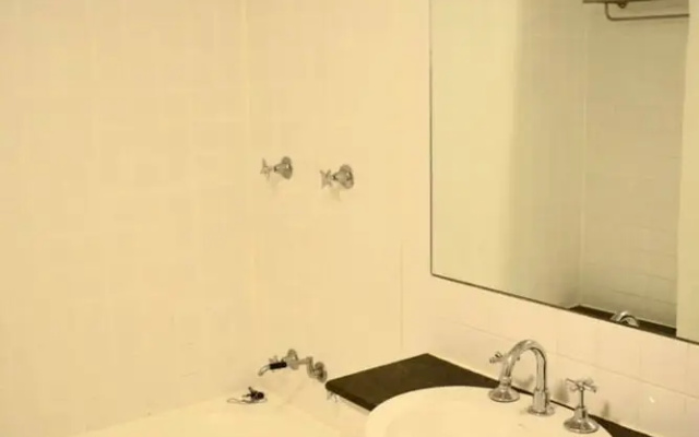 1 Bedroom Apartment in Great Location