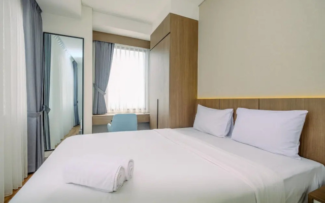 Comfortable 1Br With Extra Room At Transpark Cibubur Apartment