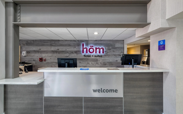 HOM Hotel Gainesville, SureStay Collection by Best Western
