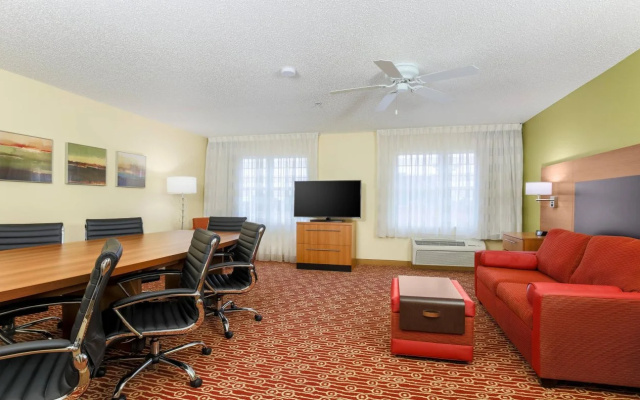 Sonesta Simply Suites Houston Brookhollow