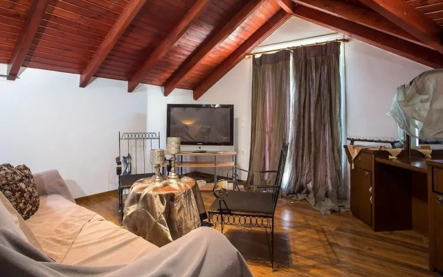Villa Marilia - Lux home near Beach