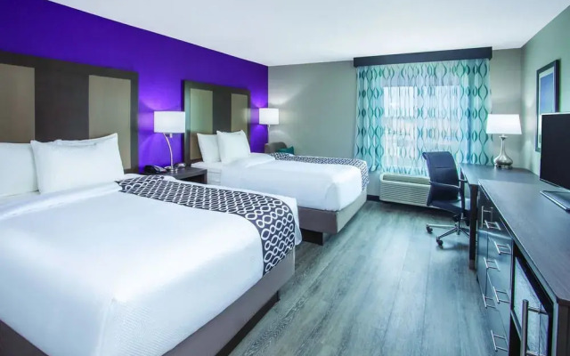 Lexington Inn and Suites - Effingham