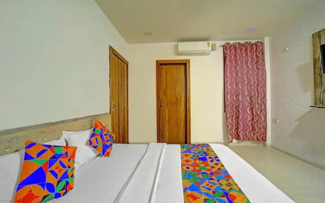 Fabexpress Square Inn