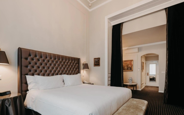 Hotel Manos Premier