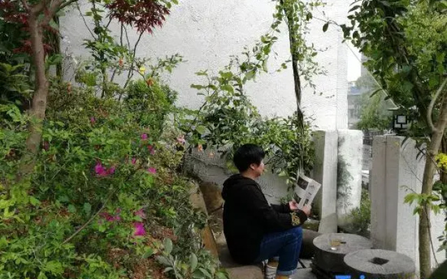 Lichuan Huajianyin Homestay