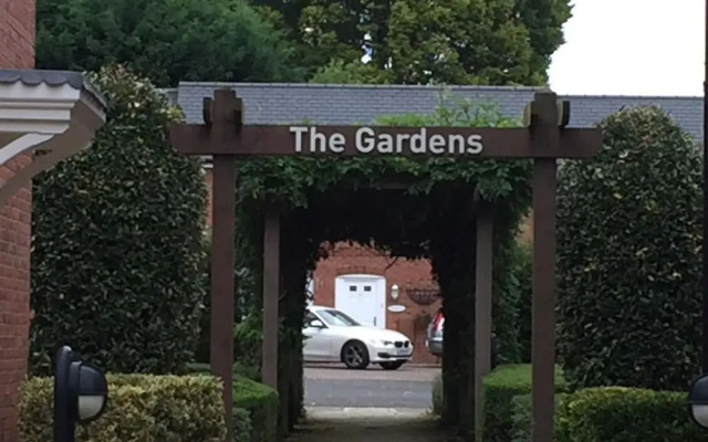 Leamington Spa Serviced Apartments - Ince House