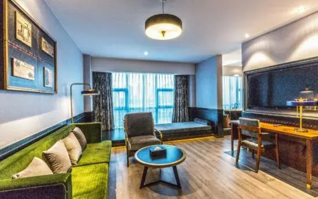 Orange Hotel (Suzhou Dongsha Lake, Xiandai Avenue)