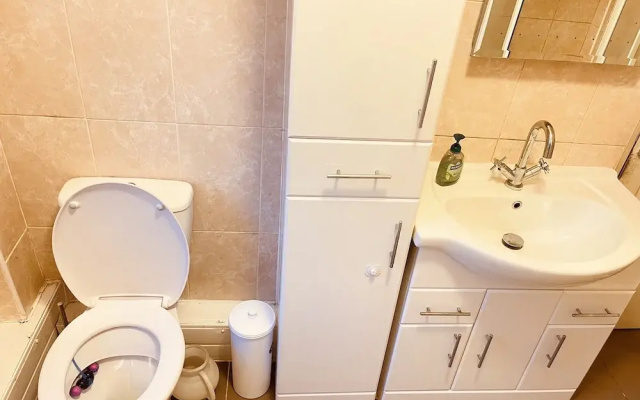 Inviting 3 bed House in Birmingham Birmingham