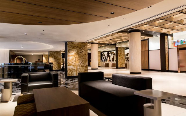 Fairmont The Queen Elizabeth
