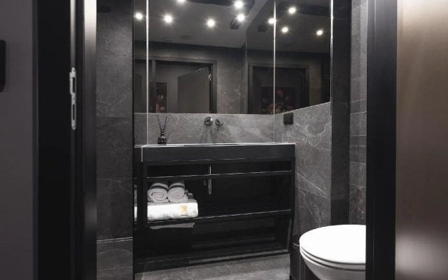 Art Suites Hotel