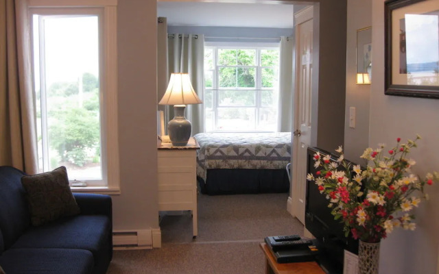 The Harbourview Inn