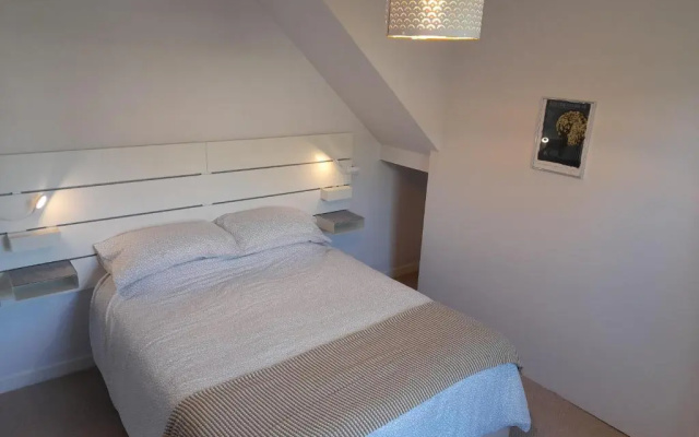 Burntisland Garden Apartment, Fife - 40 mins to Edinburgh
