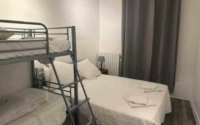 Le Mediterraneen Montargis