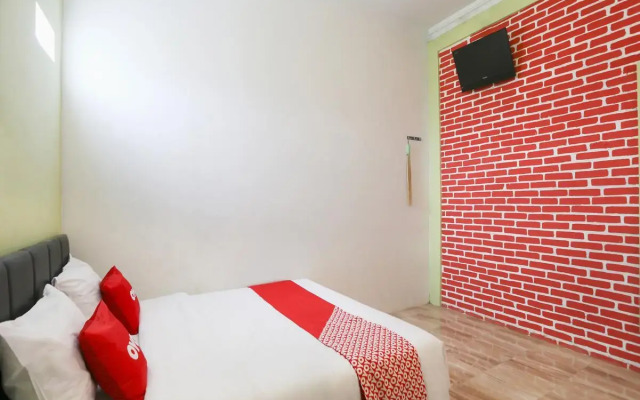 OYO 3355 Homestay Syariah Asyuban