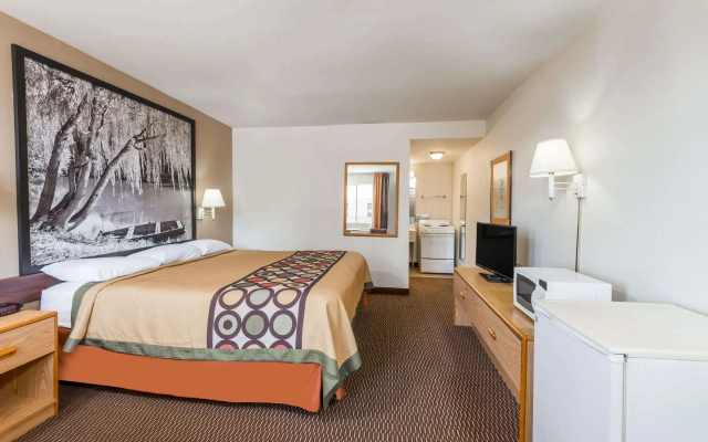 Red Lion Inn & Suites Junction City