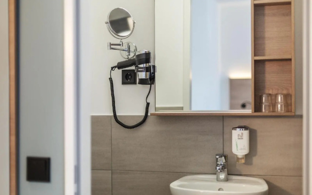 Garner Hotel Hamburg Nord by IHG