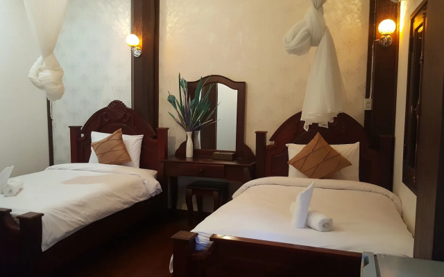 Ananta Hotel