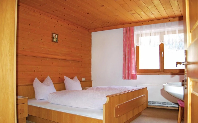 Stunning Home in Kappl With 5 Bedrooms and Wifi
