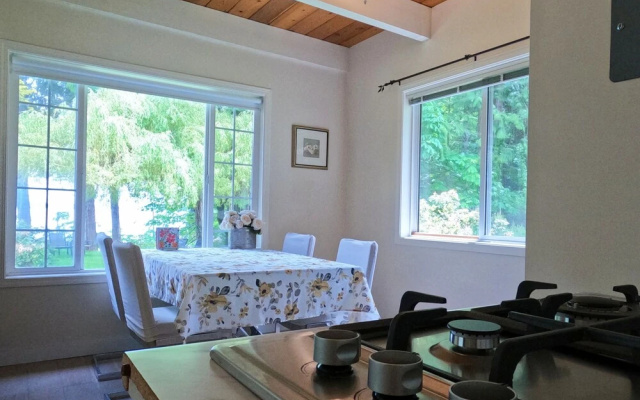 Sea La Vie Rare Peaceful Hidden Gem