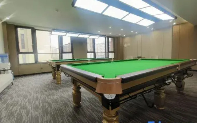 The qube Hotel