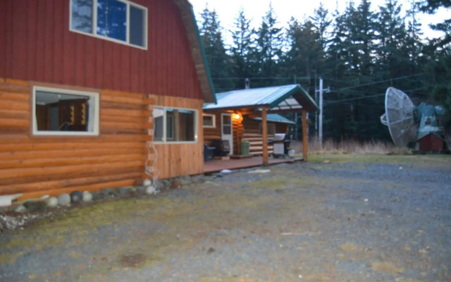 9th Wave Bed and Breakfast