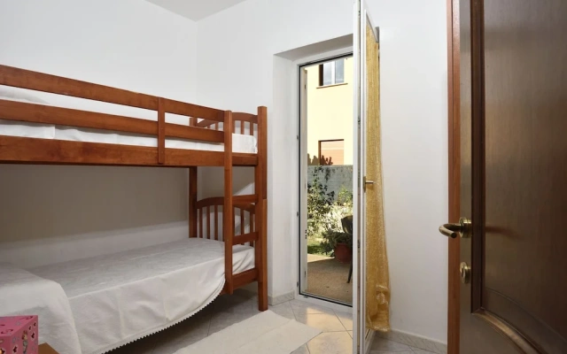 House With Garden and Barbecue 1 km From the Sea, 2 Bedrooms