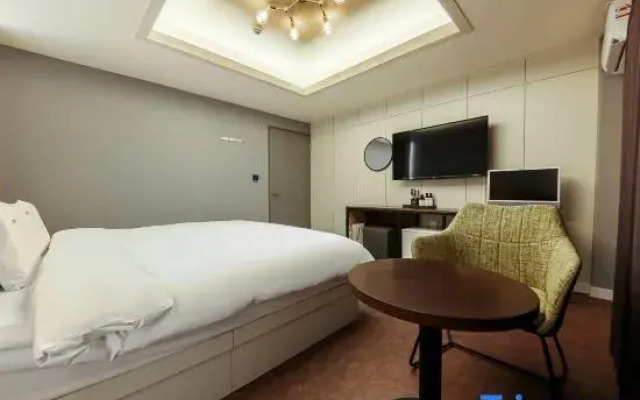 Gwangju Hotel Seattle