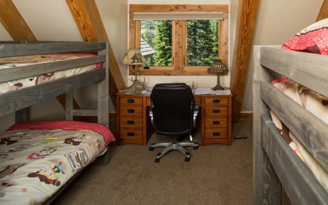Big Sky - Little Plume Lodge