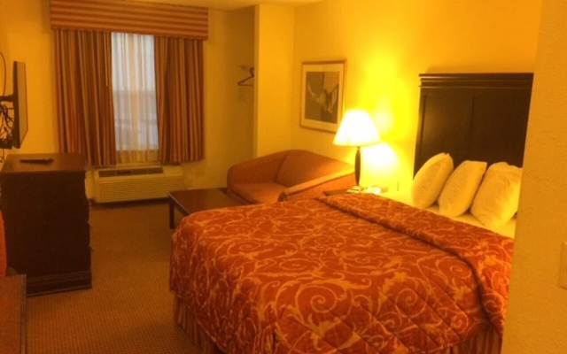 InTown Suites Extended Stay Bowling Green
